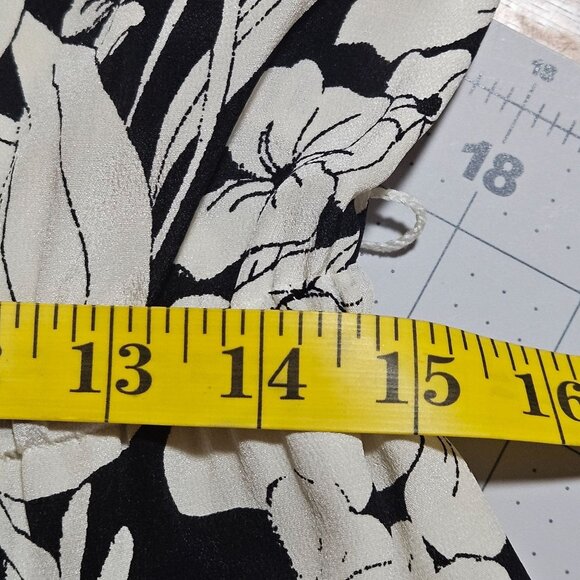 Silk Spring Elevenses Black & White Floral Halter Jumpsuit Size S NO Belt - Picture 12 of 16